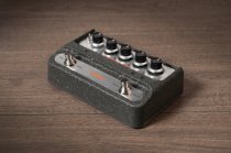 Stereo Chorus & Vibrato Pedal With Depth & Rate Controls