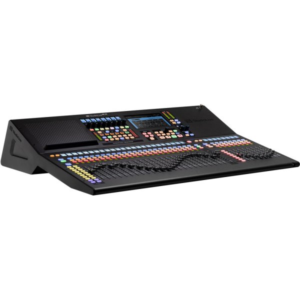 StudioLive Series III SE 32 Digital Console Mixer / Recorder / Interface