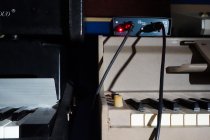 Active 2-channel Vintage-style Direct Box with Ground Lift, -15dB Pad, and Thru Outputs