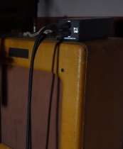 Passive 1-channel Vintage-style Direct Box with Ground Lift, -15dB Pad, and Thru Output