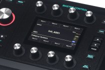 16-Voice Algorithmic Keyboard Synth with Analog Filters