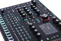 16-Voice Algorithmic Desktop Synthesizer with Analog Filters