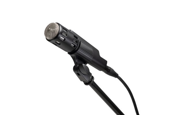Dynamic Cardioid Vocal/Instrument Handheld Microphone for Vocals and Instruments, Black