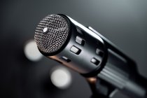 Dynamic Cardioid Vocal/Instrument Handheld Microphone for Vocals and Instruments, Black