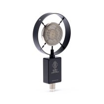 Nine-Pattern Large-Diaphragm Condenser Microphone