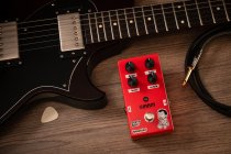 Dirty Boy Jr. Booster Guitar Pedal