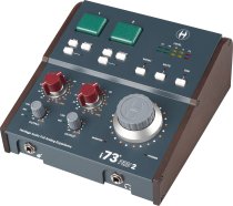 2-In/4-Out USB-C Audio Interface with 2 Vintage-Style Preamps