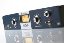 2U Vintage Leveling Amplifier