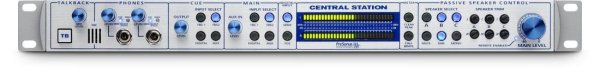 Central Station PLUS with Desktop Remote