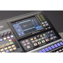 Series 3 S 32-Channel Compact Digital Mixer / Recorder / Interface