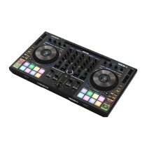 4-channel DJ Controller / Audio Interface With Dual Aluminum Jog Wheels