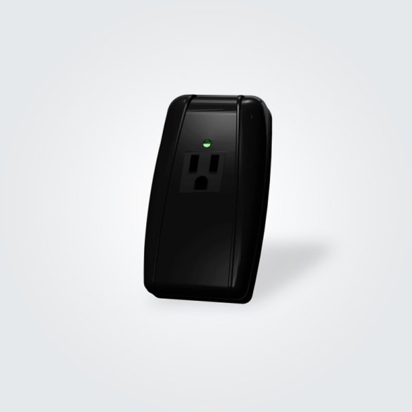 Defender Series Single Outlet 15A / 120V Power Conditioner