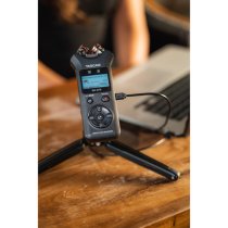 Stereo Handheld Digital Audio Recorder with USB Audio Interface