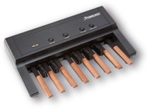 Dynamic MIDI Pedalboard with 13 notes
