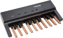 Dynamic MIDI Pedalboard with 17 notes